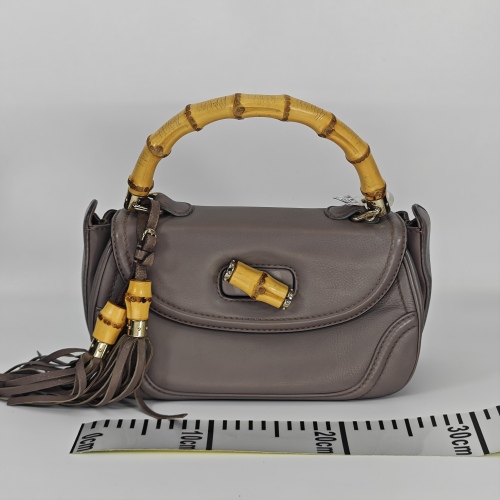 GUCCI 内部褪色和污渍（S)
